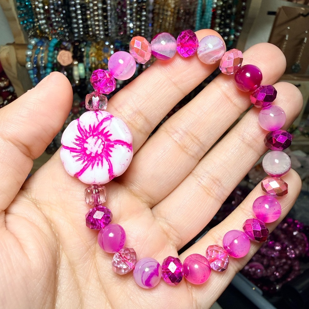 Pink Agate Bracelet 8mm w Czech Glass Flower Pink Crystal Handmade - Picture 4 of 4